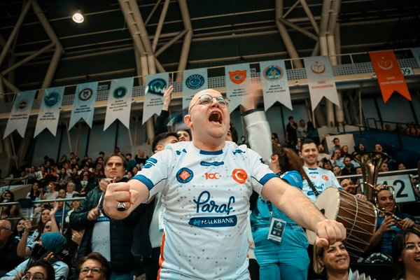 Techniques de frappes essentielles sur un sac de frappe